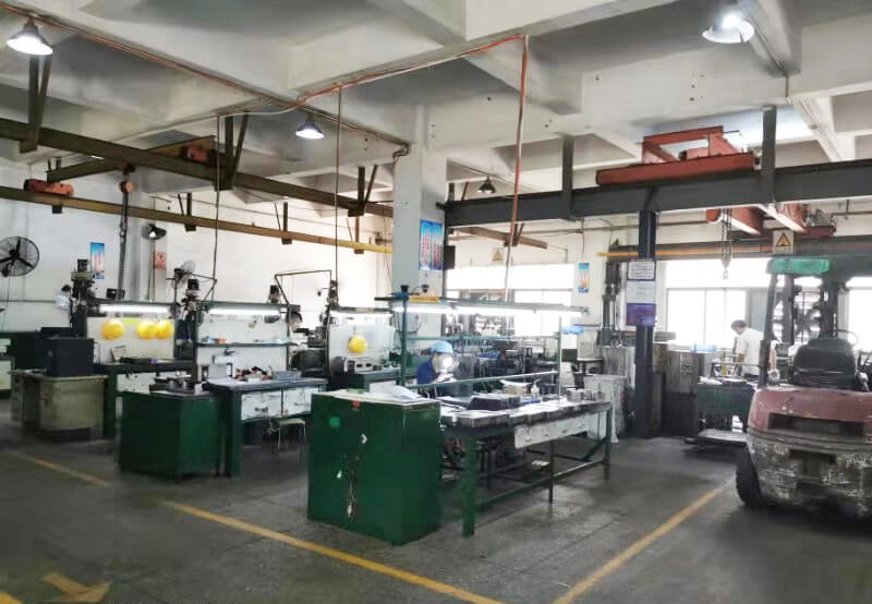 模具開(kāi)發(fā)、更改和維修服務(wù)