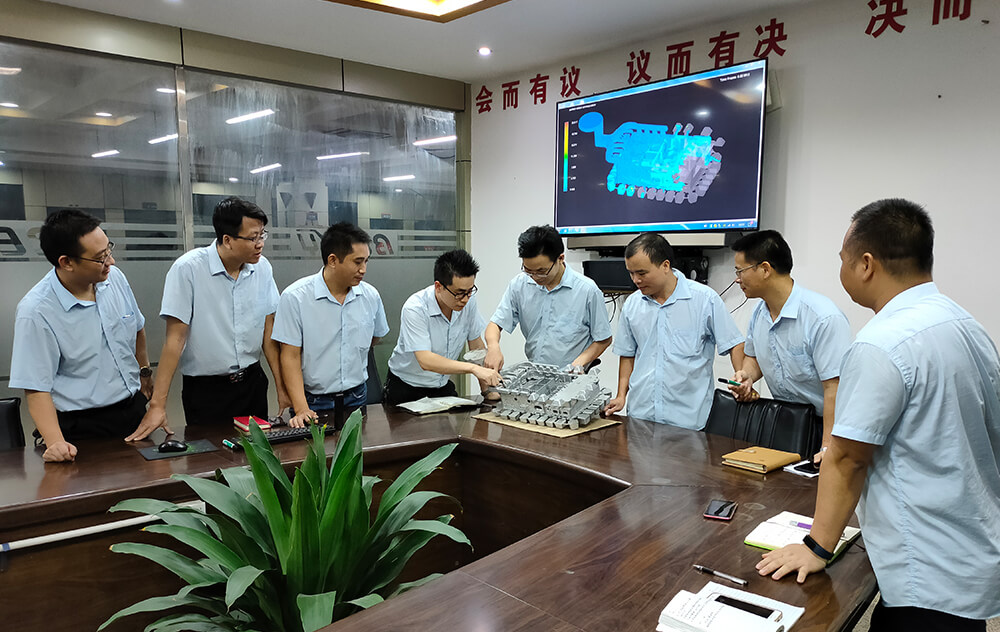 通過(guò)不斷實(shí)踐探索，完善改良設計理論與設計思維， 在壓鑄模具研發(fā)領(lǐng)域形成了強大的競爭力。