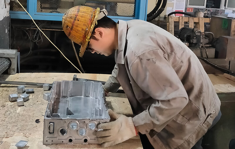 壓鑄巡檢，自檢